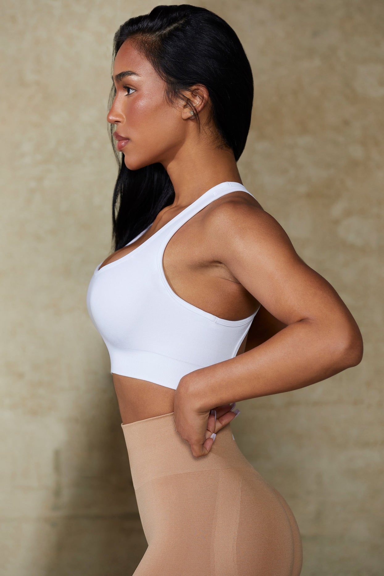Mindset Cut Out Define Luxe Sports Bra in White