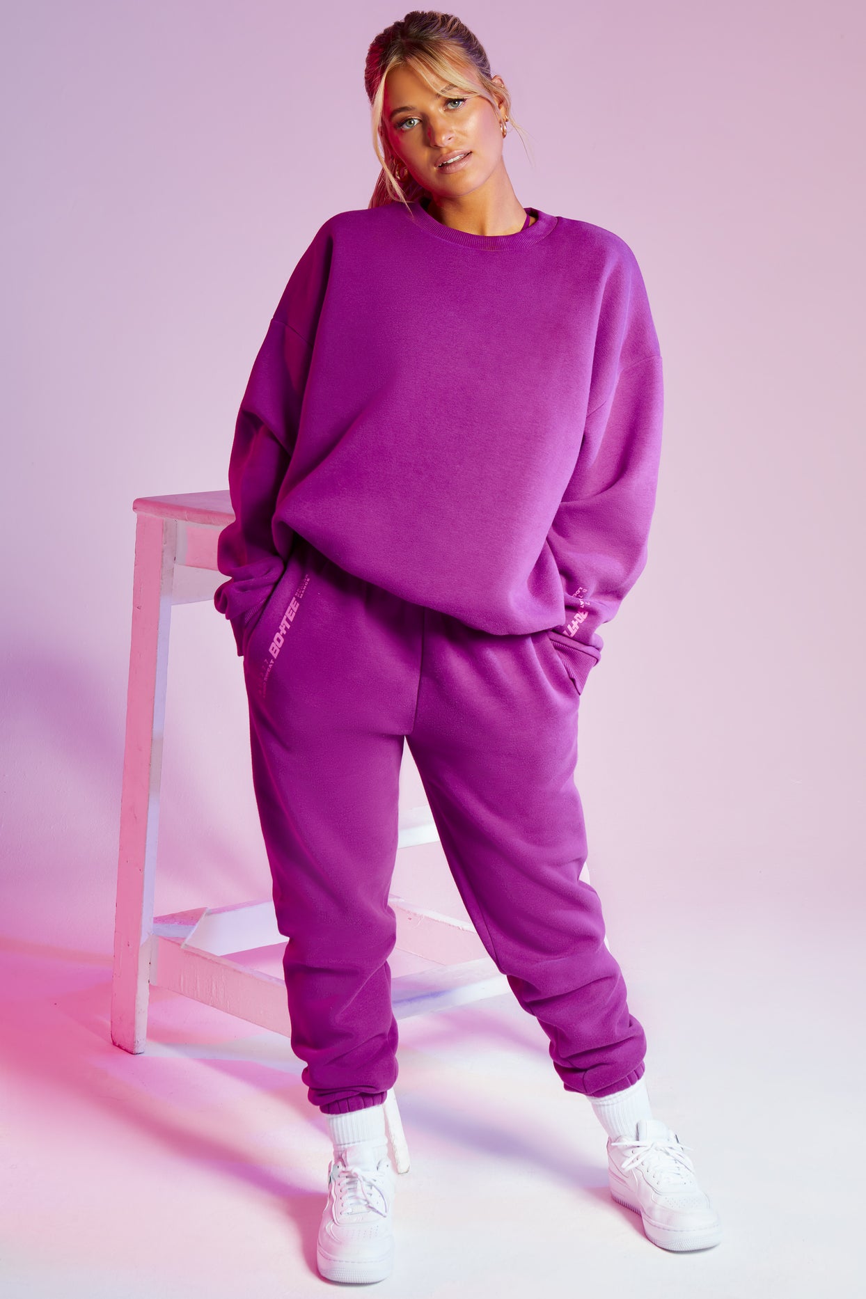 Oversized Branded Sweatshirt in Purple